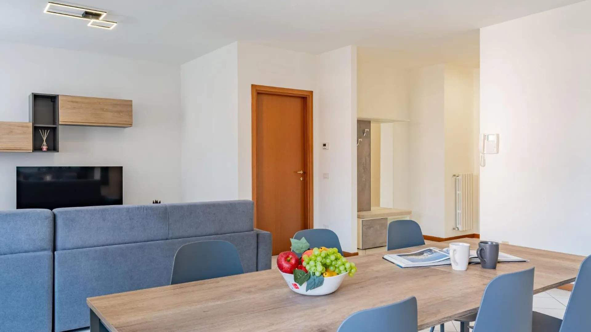 Apartment Platani By Interhome 데르비오